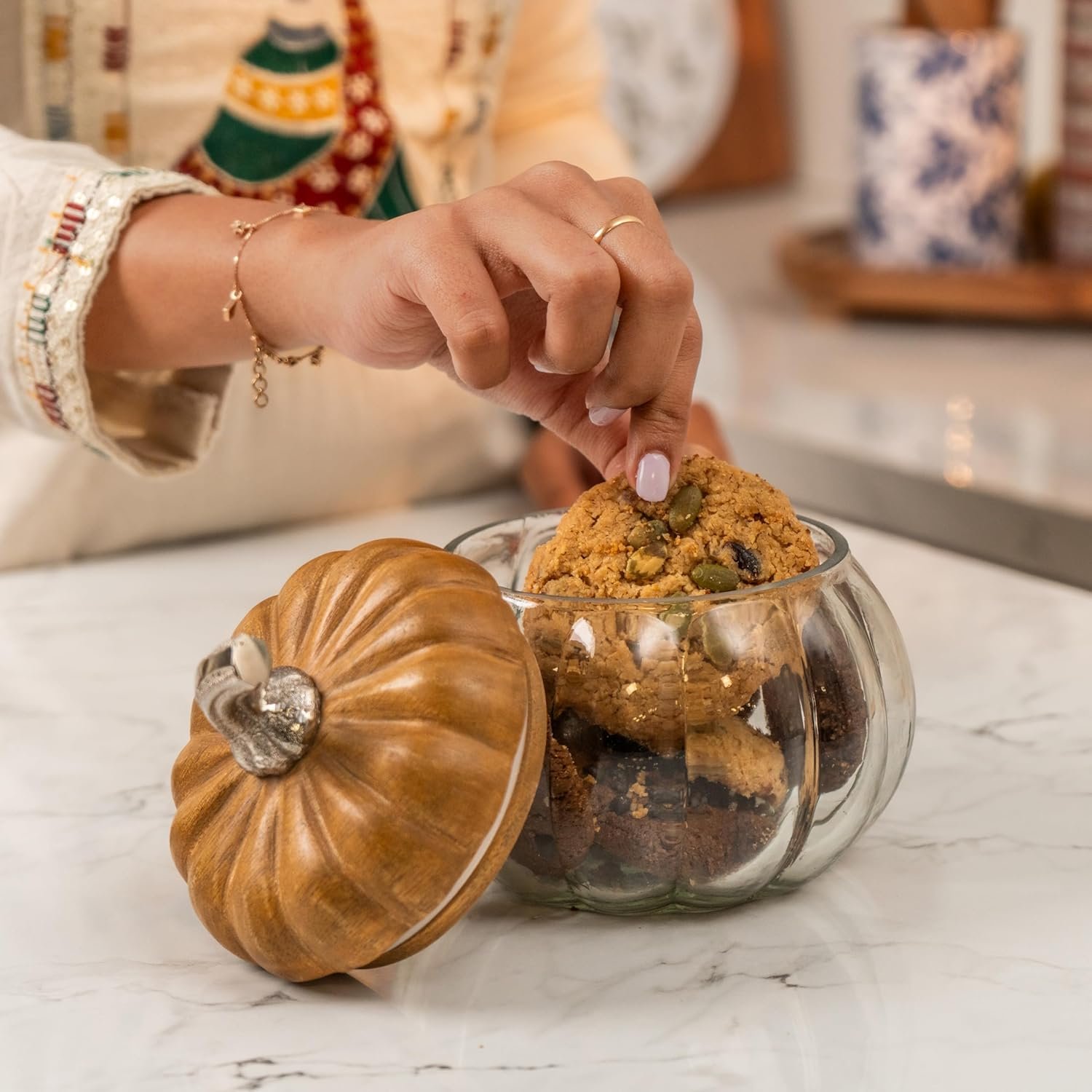 Ember Glass Jar with Airtight Acacia Wood Lid | 650ml | 5.5 x 5.5 x 5.5 Inches | Handcrafted Glass Storage Jar for Cookies, Snacks, Candy, Spices & Dry Fruits | Decorative Kitchen Jar