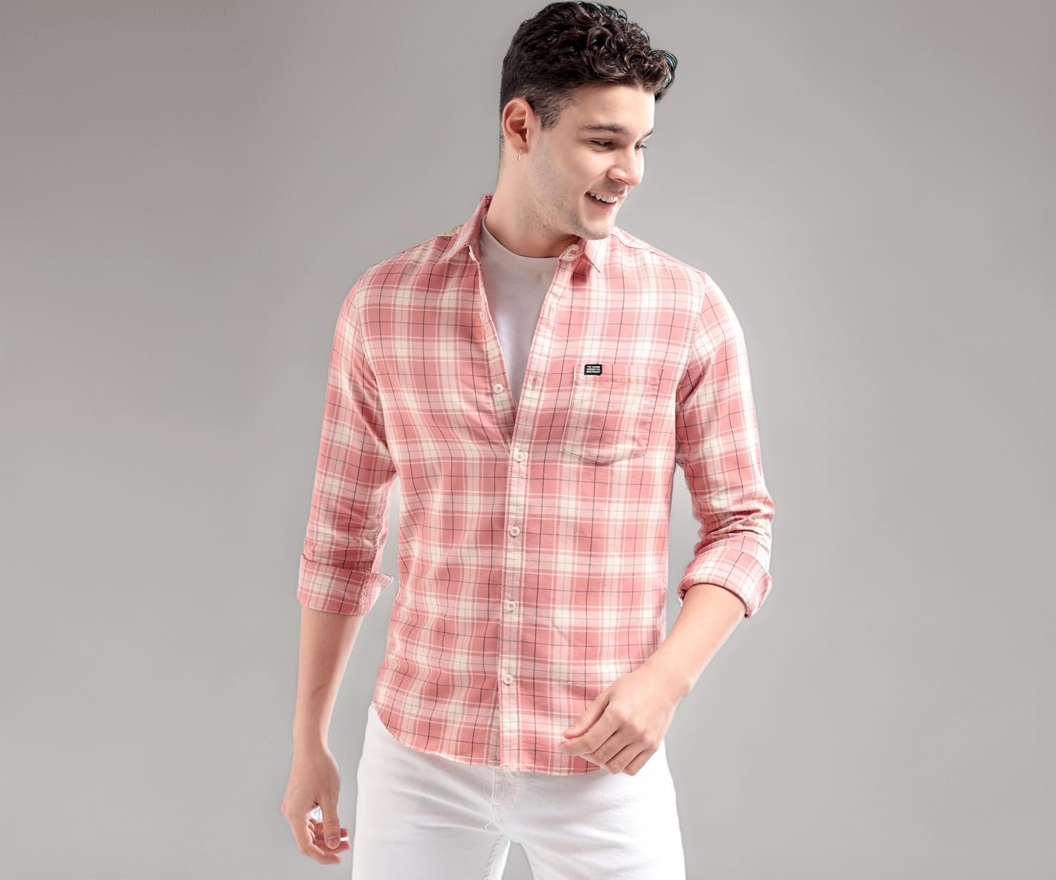 The Indian Garage Co Men Regular Fit Checkered Full Sleeves Cutaway Collar Casual Shirt